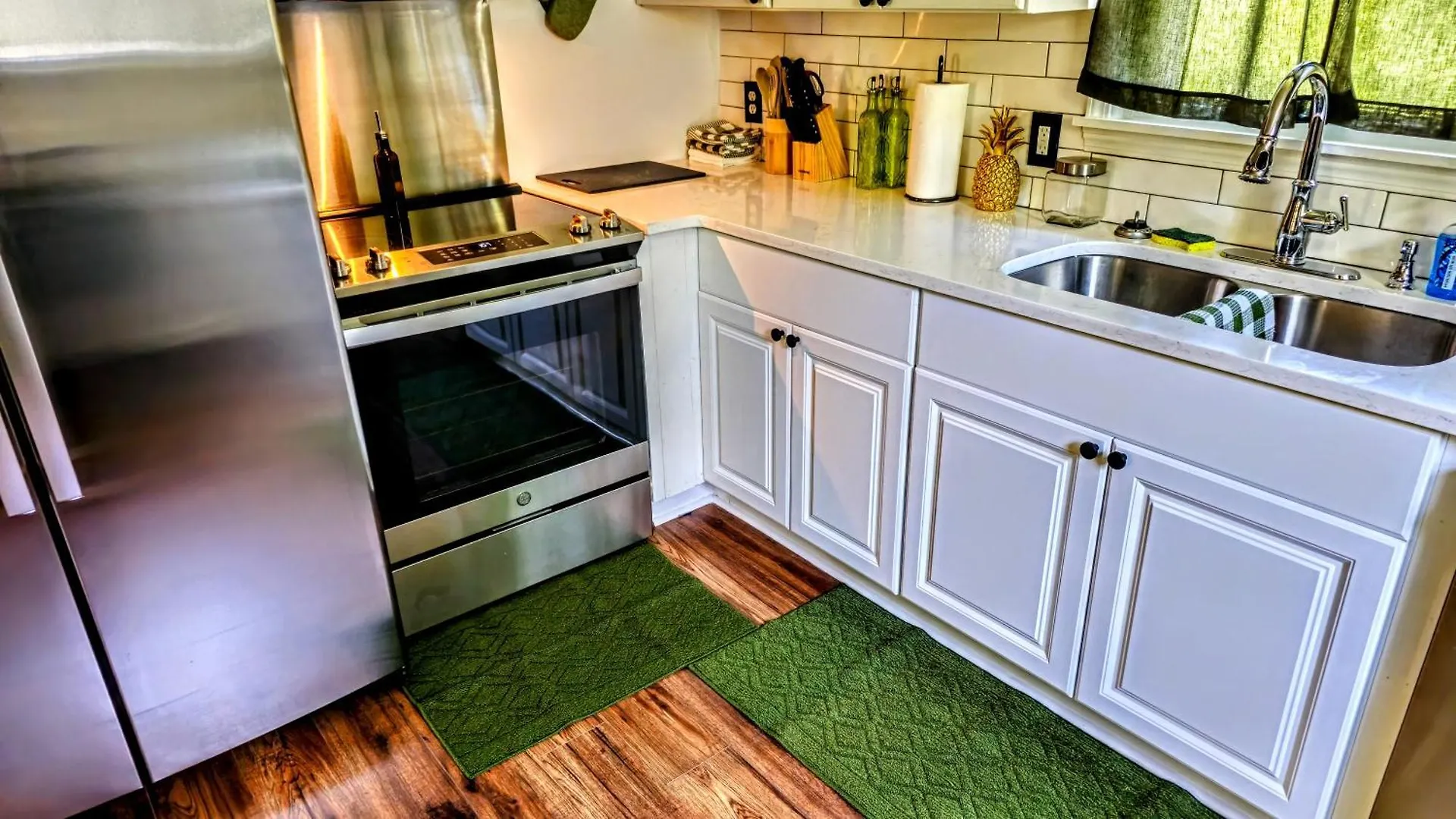 Luxury Duplex Unit In Nashville Unit A